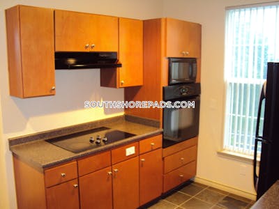 Braintree Luxurious 2 bed 2 bath available NOW on West St in Braintree! - $2,770
