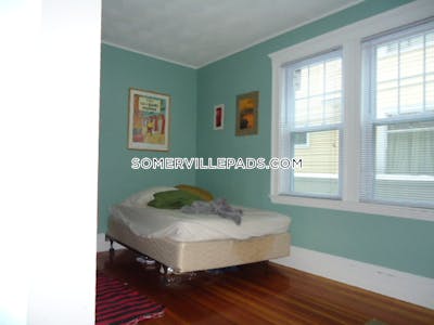 Somerville 4 Beds 1 Bath  Tufts - $4,400
