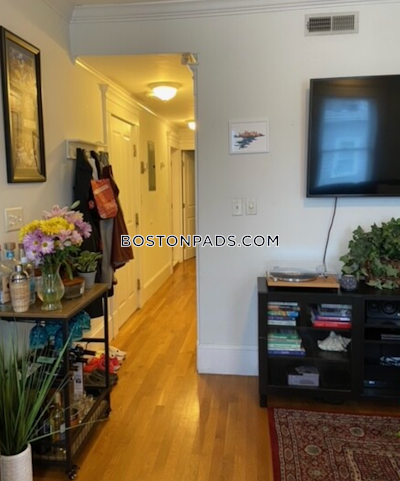 South Boston Renovated 2 Bed 1 bath available NOW on Grimes St in Boston!!  Boston - $3,200