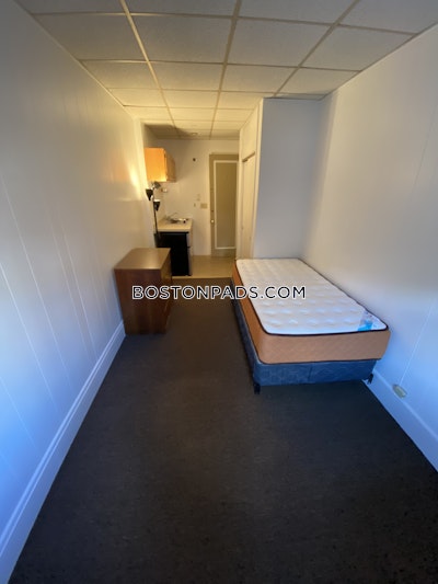 Back Bay Prime Studio Location on Newbury St. Available for Rent NOW! Boston - $2,095
