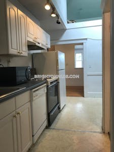 Brighton Apartment for rent 3 Bedrooms 1.5 Baths Boston - $2,400