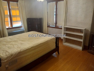 Fenway/kenmore 5 Beds 2 Baths Boston - $5,000