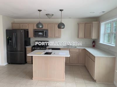 Fort Hill 3 Beds 2.5 Baths Boston - $3,600