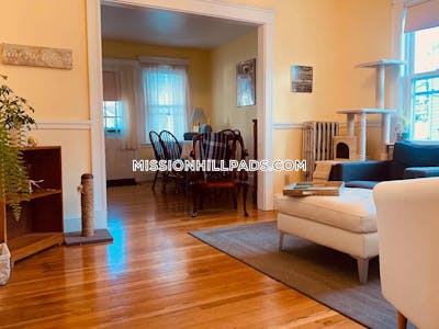 Mission Hill Apartment for rent 3 Bedrooms 1.5 Baths Boston - $4,300