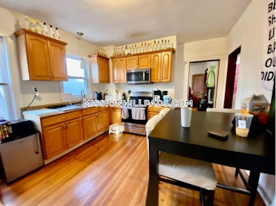 Mission Hill Apartment for rent 4 Bedrooms 1 Bath Boston - $3,800