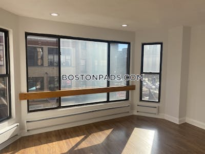 North End Great 3 bed 2 bath located on Hanover Street in the North End  Boston - $4,650