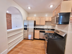 Roslindale Beautiful 3 beds 1 bath located on Archdale Rd. Boston, MA! Boston - $2,750