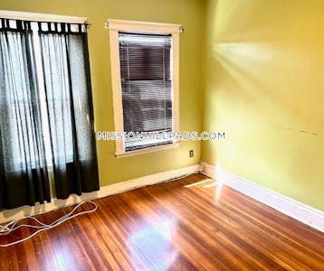 Roxbury Apartment for rent 3 Bedrooms 2 Baths Boston - $2,700