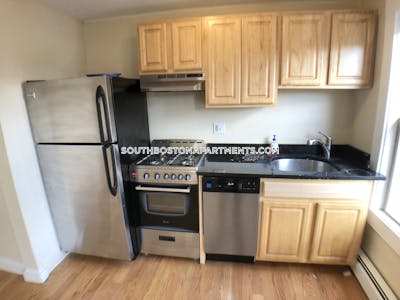South Boston Nice 3 Bed 1 Bath available 9/1 on Mitchel St. in South Boston  Boston - $3,300 No Fee