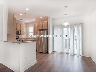 Hingham Luxurious 2 bed 1 bath available NOW on Shipyard Dr in Hingham! - $3,240