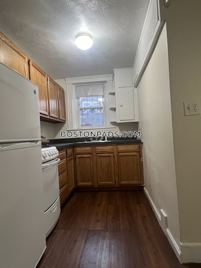Brighton By far the best 1 bed 1 bath apt available on Egremont Rd Boston - $2,225 No Fee