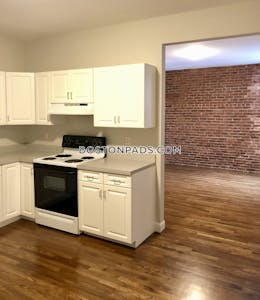 Brookline Apartment for rent 3 Bedrooms 1 Bath  Coolidge Corner - $4,500