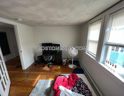 Somerville Apartment for rent 2 Bedrooms 1 Bath  Tufts - $3,600