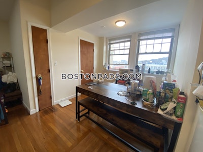 Allston/brighton Border Apartment for rent 1 Bedroom 1 Bath Boston - $2,200 50% Fee