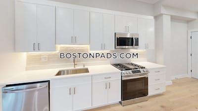 Allston 3 Beds 2 Baths Boston - $4,800 No Fee