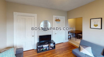 Brighton Deal Alert! Spacious 4 Bed 2 Bath apartment in Cestnut Hill Ave Boston - $3,695
