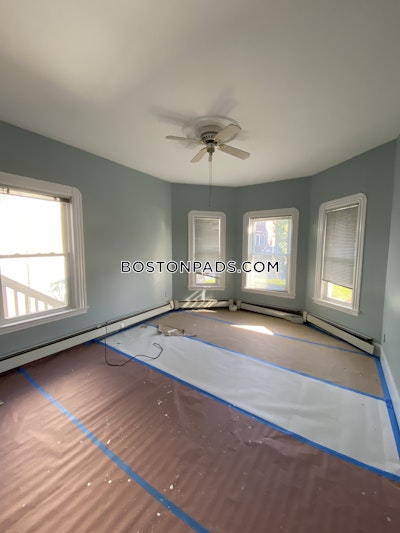 Somerville Apartment for rent 3 Bedrooms 1 Bath  West Somerville/ Teele Square - $3,995