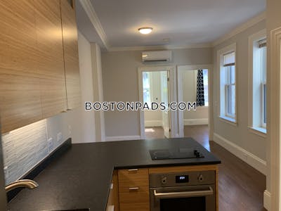 Beacon Hill Deal Alert! Spacious 2 bed 1 Bath apartment in Myrtle St Boston - $3,150